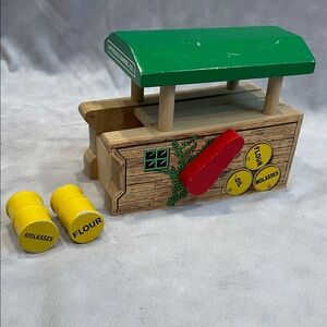 Thomas The Tank Engine Wooden Toy Train with Green Roof and Red Lever